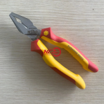 Combo 3 kìm Wiha cách điện bằng 18cm 26708, cắt 18cm 43340, nhọn 16cm 26720 + Tặng 1 cắt đinh 26757