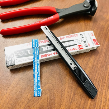 Combo003 Kìm Wiha và Dao rọc giấy NT Cutter (Cắt đinh 26757, cắt đinh 26759, rọc giấy ea-300)